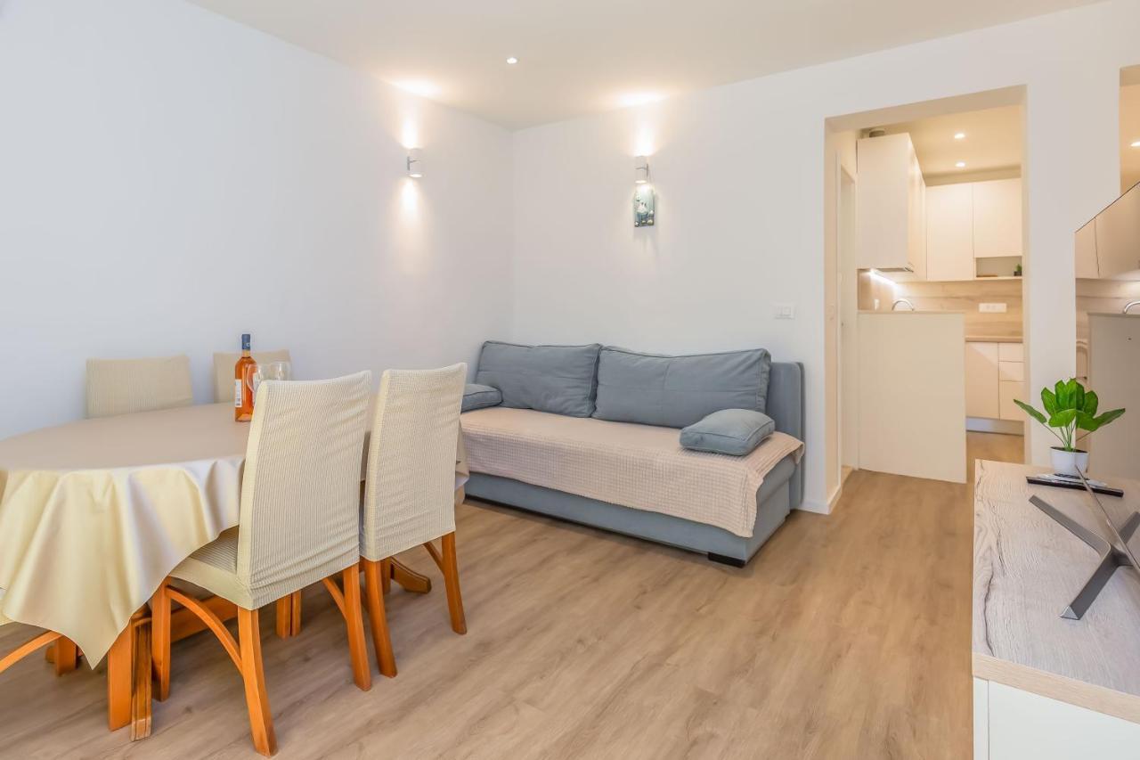 Apartments Maestral Makarska Bagian luar foto