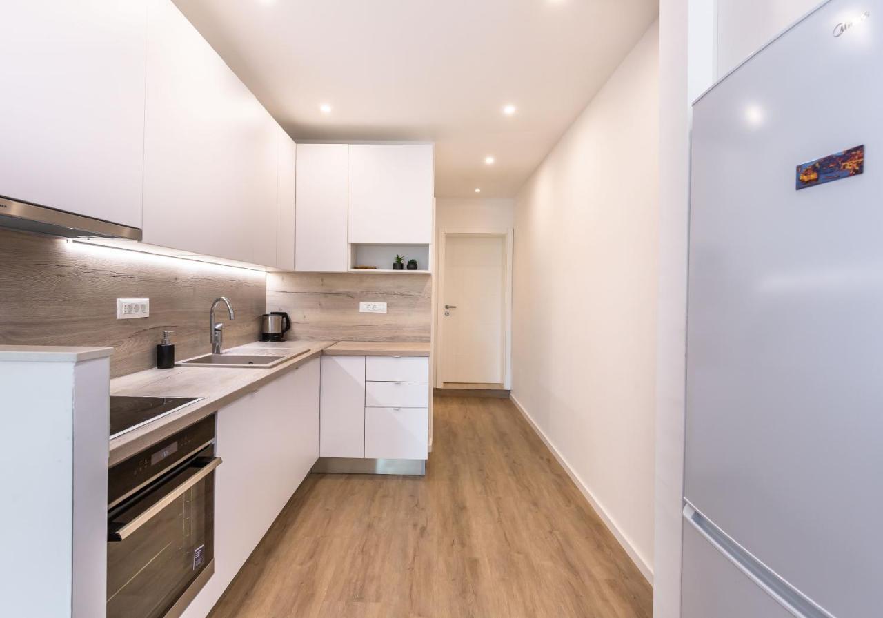 Apartments Maestral Makarska Bagian luar foto